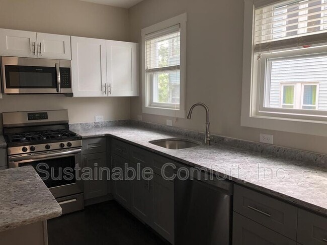 35 Olga Ave in Worcester, MA - Building Photo - Building Photo