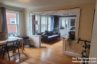 86 Colborne Rd, Unit 1 in Boston, MA - Foto de edificio - Building Photo