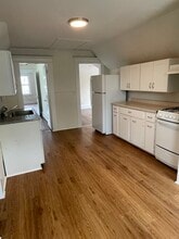 437 Davidson St, Unit #3 in Bridgeport, CT - Building Photo - Building Photo