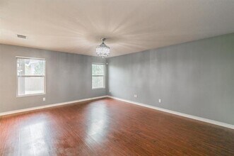 8405 Shining Waters Ln in Arlington, TX - Building Photo - Building Photo