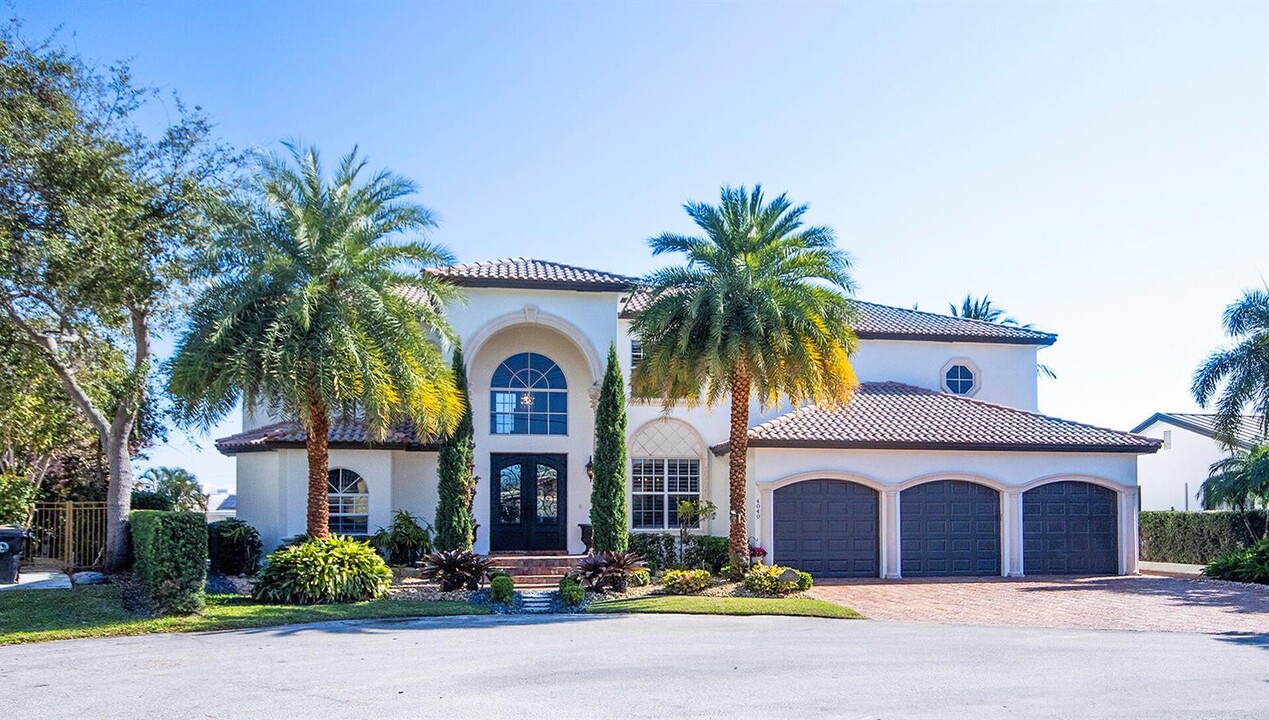 4040 NE 25th Ave in Lighthouse Point, FL - Building Photo