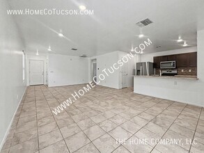 955 W Calle Ronda in Sahuarita, AZ - Building Photo - Building Photo