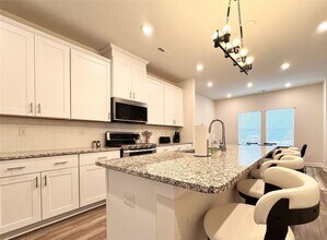 4513 Millennium Ave in Charlotte, NC - Building Photo - Building Photo