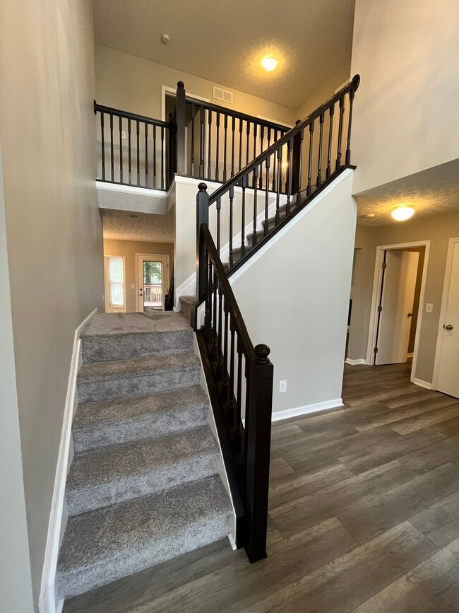 208 Caswell Dr in Gahanna, OH - Building Photo - Building Photo