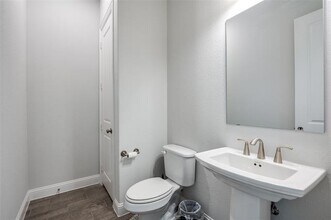 4040 Crowe Ln in McKinney, TX - Building Photo - Building Photo