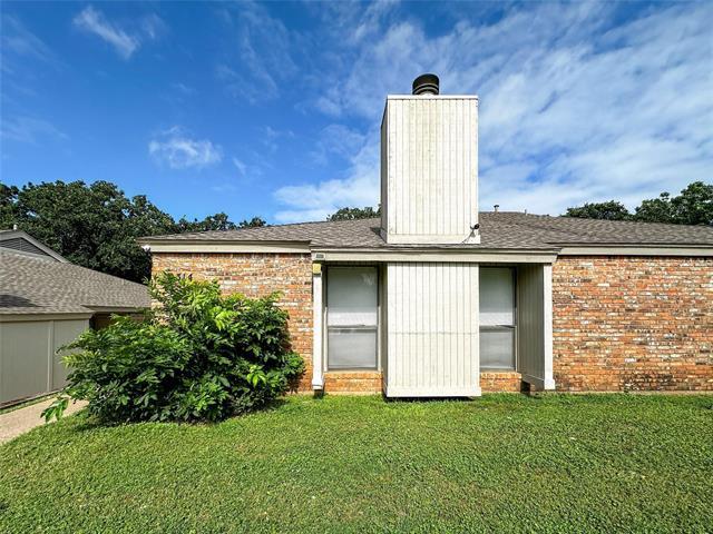 property at 2514 Windy Pine Ln
