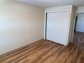 106 Granite St in Biddeford, ME - Building Photo - Building Photo