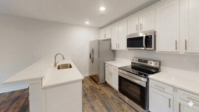 213 Winding Chestnut Dr in Columbia, SC - Building Photo - Building Photo