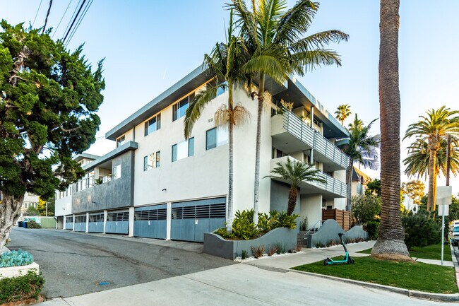 519 California Ave. 205