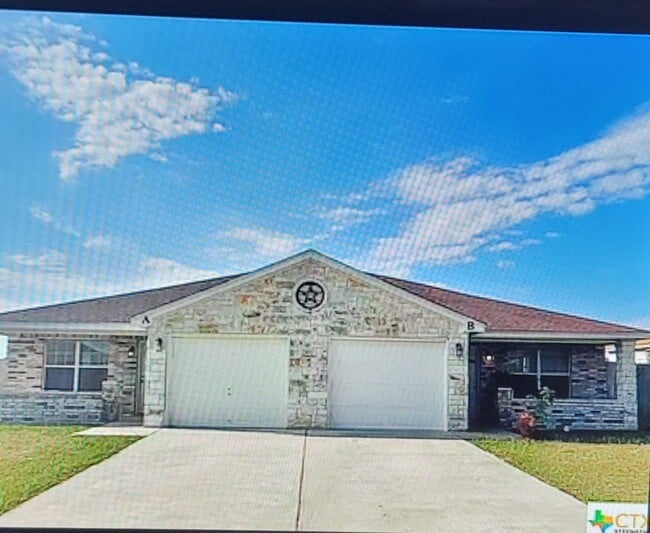 property at 900 Yi Dr