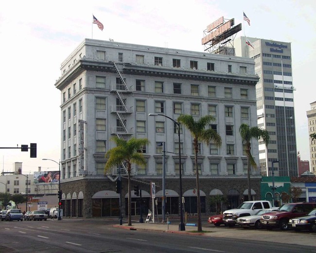 Hotel Churchill in San Diego, CA - Building Photo - Building Photo