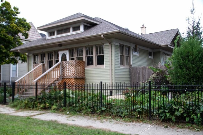 property at 510 N Raynor Ave