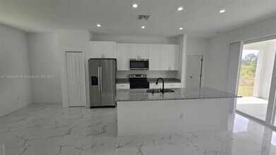 2809 64 in Lehigh Acres, FL - Building Photo - Building Photo