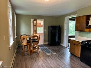 11 Mt Bethel Rd in Hackettstown, NJ - Building Photo - Building Photo