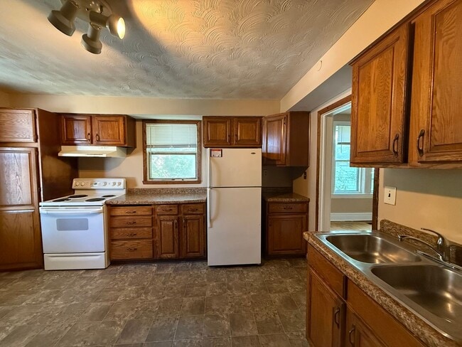 719 Edmund Ave W in St. Paul, MN - Building Photo - Building Photo