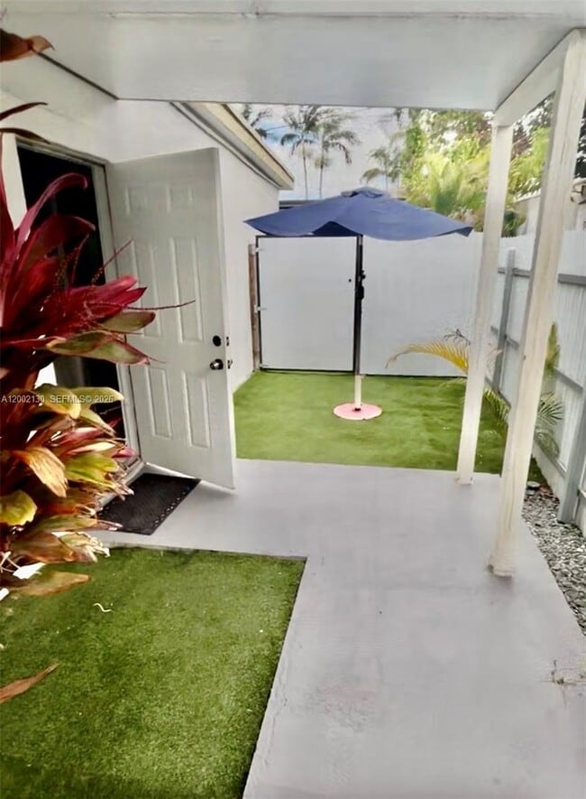 3800 NW 197th Terrace in Miami Gardens, FL - Building Photo - Building Photo