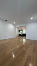 2021 Meridian Ave in Miami Beach, FL - Building Photo - Building Photo