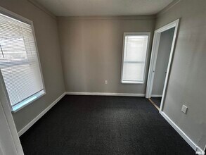 1822 N Sheridan Rd in Peoria, IL - Building Photo - Building Photo
