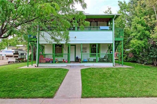 property at 220 S Bower Ave