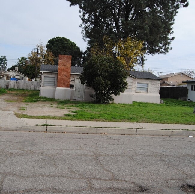 property at 40 Myrtle St