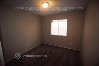 5337 W Berkeley Rd in Phoenix, AZ - Foto de edificio - Building Photo