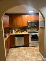 31 Brainerd Rd, Unit 31 in Boston, MA - Building Photo