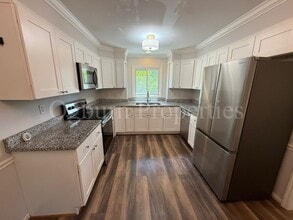 2000 Ridge Brook Ct in Winston-Salem, NC - Building Photo - Building Photo