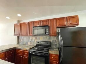 1181 S 11th St in Philadelphia, PA - Building Photo - Building Photo