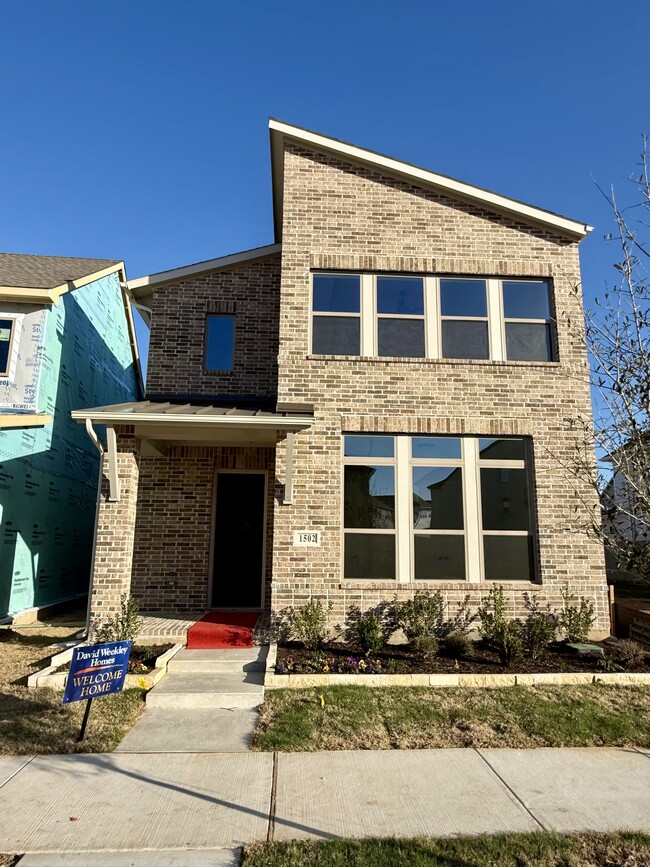 property at 1502 Roundup Way