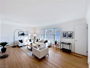 18411 Chagrin Blvd in Shaker Heights, OH - Building Photo - Building Photo