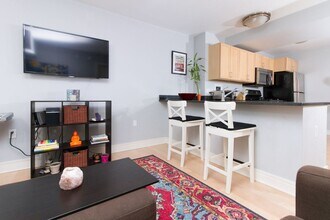 800 4th St SW in Washington, DC - Building Photo - Building Photo