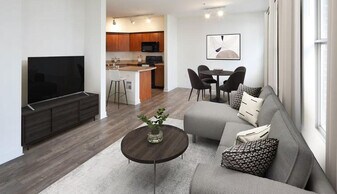 11000 NE 10th St in Bellevue, WA - Building Photo