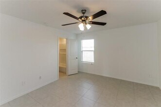 3101 Helix Bay Dr in Crandall, TX - Building Photo - Building Photo