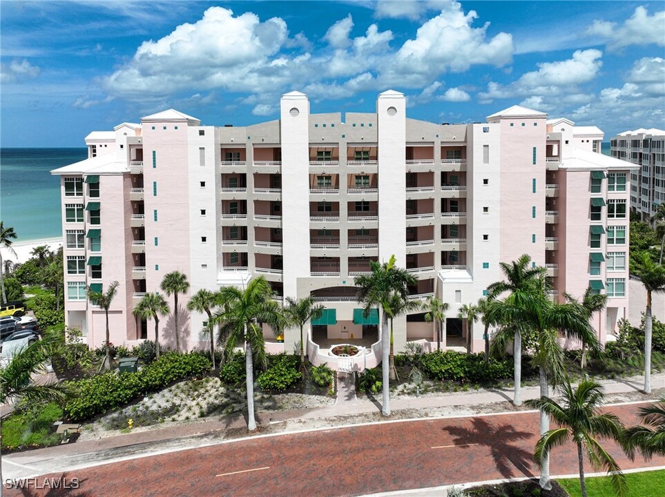 265 Barefoot Beach Blvd in Bonita Springs, FL - Building Photo