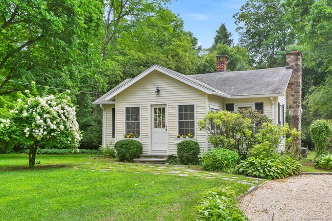 property at 27 Seeley Rd