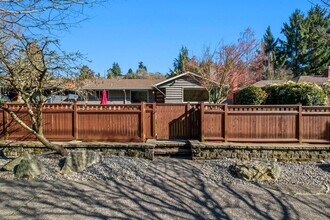 7722 Fauntleroy Wy SW in Seattle, WA - Building Photo - Building Photo