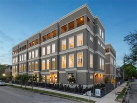 1208 Bartlett St in Houston, TX - Building Photo