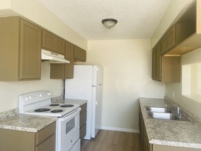 4902 Marcella Ave in Laredo, TX - Building Photo - Building Photo