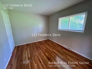 422 Fairwick Dr in St. Louis, MO - Building Photo - Building Photo