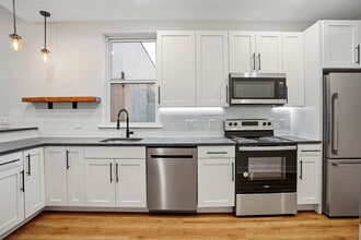 1213 N 29th St, Unit 3 in Philadelphia, PA - Building Photo - Building Photo