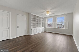 3076 S Woodrow St in Arlington, VA - Building Photo - Building Photo
