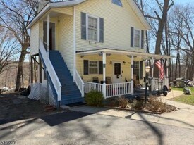 270 Espanong Rd, Unit 2 in Jefferson, NJ - Building Photo