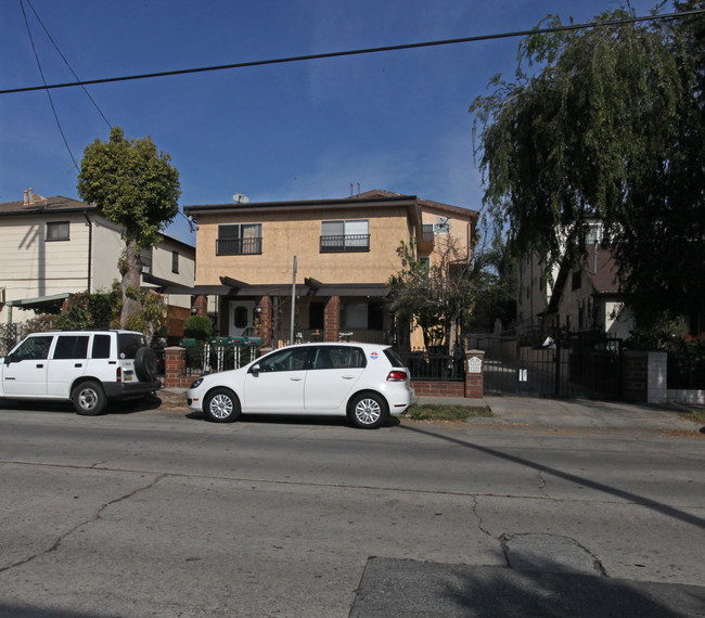 4523-4525 Prospect Ave in Los Angeles, CA - Building Photo - Building Photo