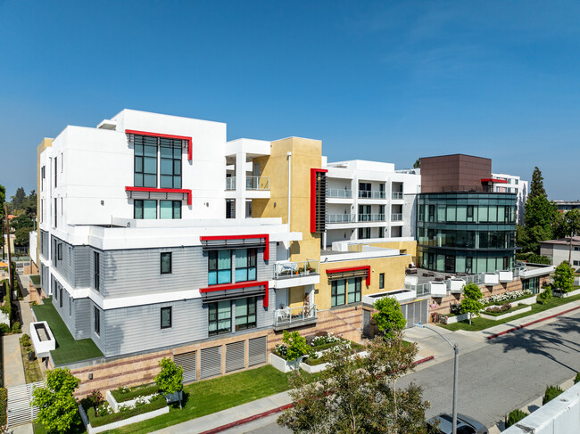 Park View Place in Alhambra, CA - Foto de edificio - Building Photo