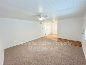 1900 S Palm Canyon Dr in Palm Springs, CA - Building Photo - Building Photo