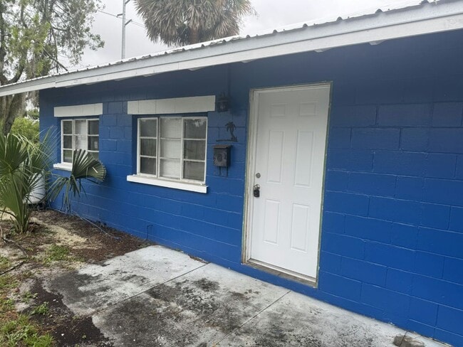 property at 19 W Main St
