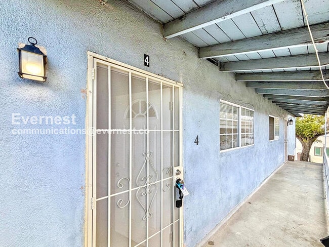 1434 Plaza del Amo in Torrance, CA - Building Photo - Building Photo