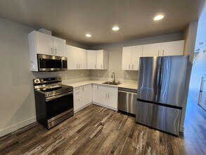 1002 Peach Rd in Winlock, WA - Building Photo - Building Photo