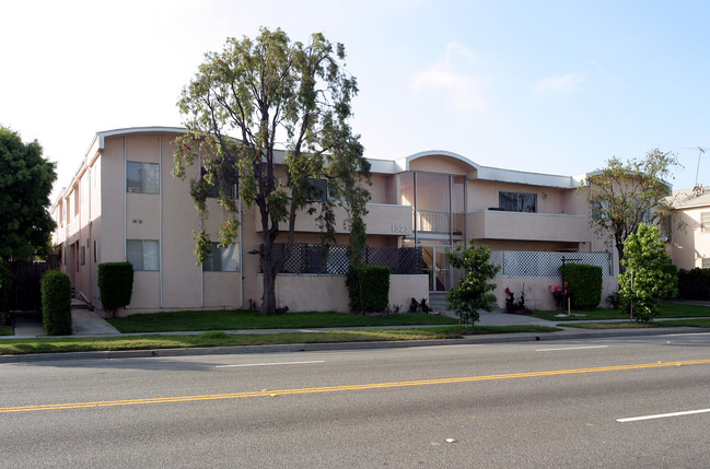 1023 Ocean Park Blvd in Santa Monica, CA - Building Photo - Building Photo