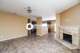 124 Lone Star Ave in Venus, TX - Building Photo - Building Photo